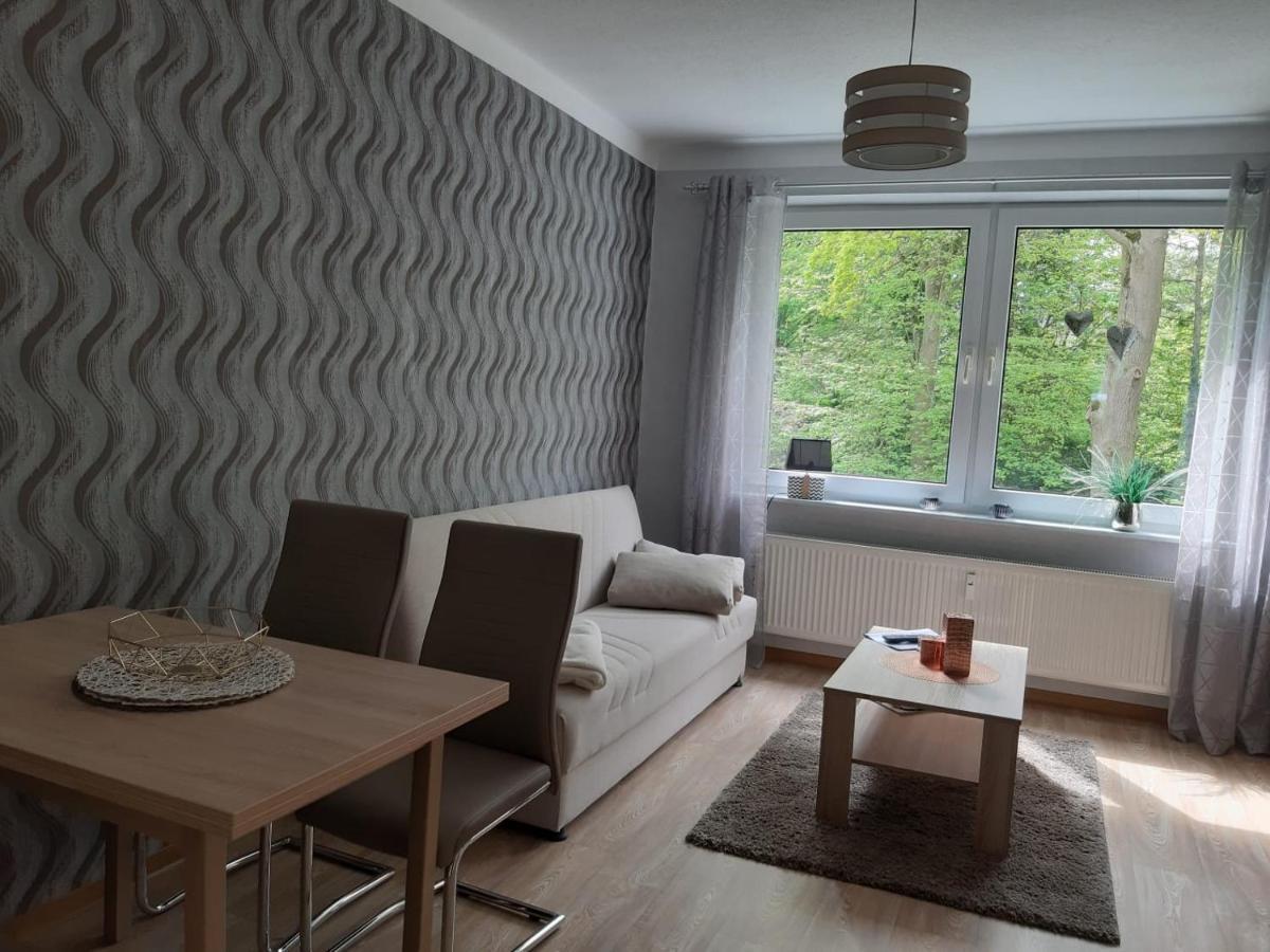 Ferienwohnung "Am Schlosspark" Neetzow Luaran gambar
